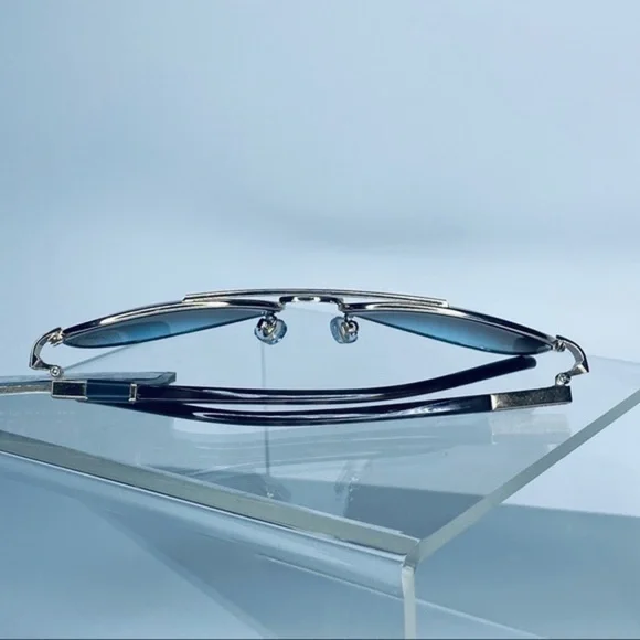 REVLON GOLD Accent Sunglasses - Picture 6 of 6